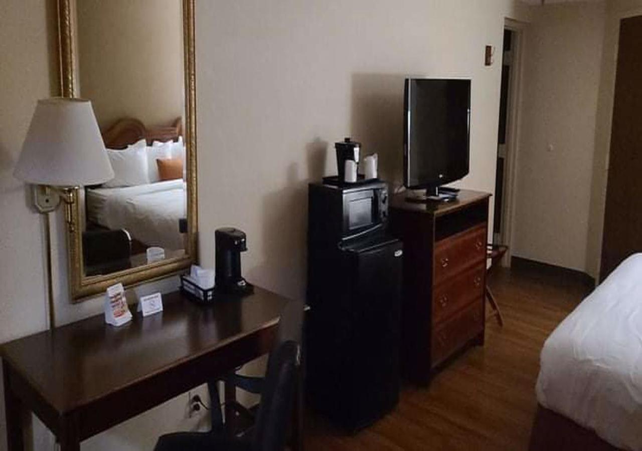 Auburn Place Hotel & Suites Cape Girardeau Exteriör bild